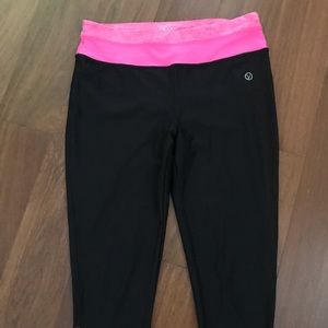 Vogo Athletica Yoga Capris